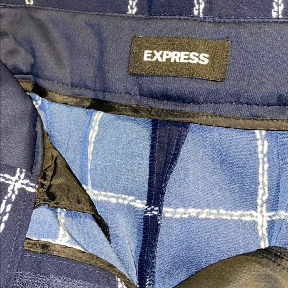 Express Patterned Pants - Picture 4 of 5
